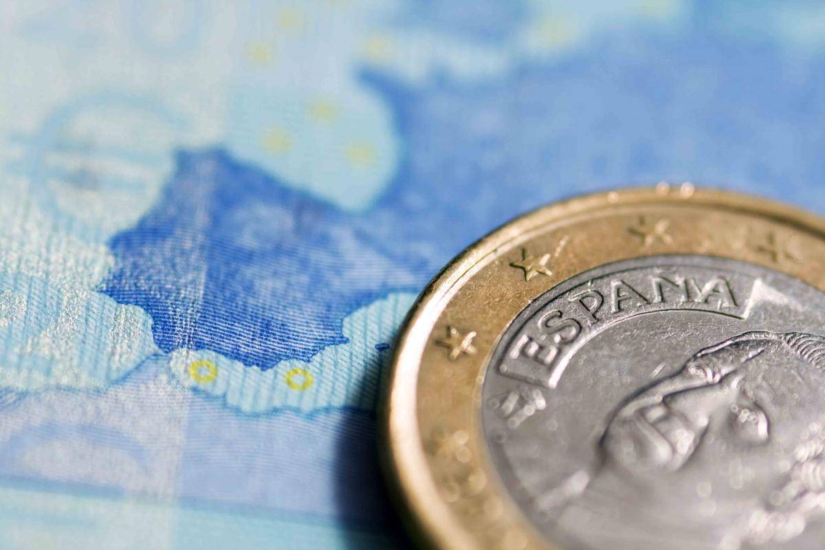 Συρρικνώθηκε στο 11μηνο το ισπανικό εμπορικό έλλειμμα