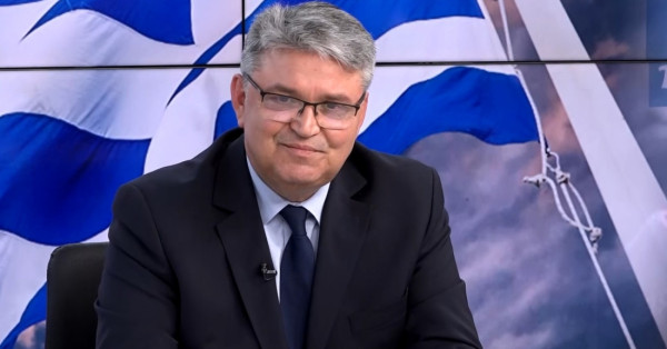 Νατσιός: Ζούμε σε καιρούς άστατους- Ελπίδα το φως της Αναστάσεως