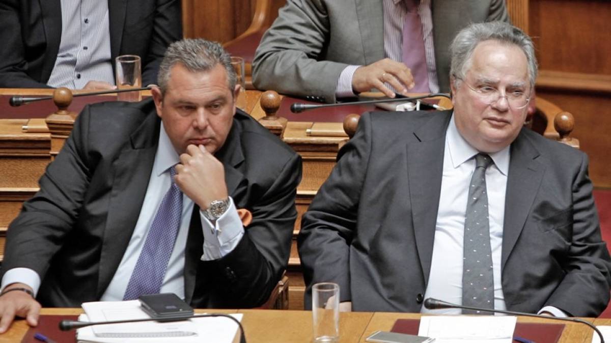 «Διανθίστηκε» με πράκτορες, χάκερ και κλεμμένα e-mail η κόντρα Κοτζιά-Καμμένου