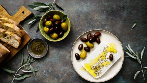 Δασμοί Τραμπ και Ελλάδα: Στο επίκεντρο επιχείρηση «σωτηρίας» για λάδι, φέτα, κρασί και γιαούρτι