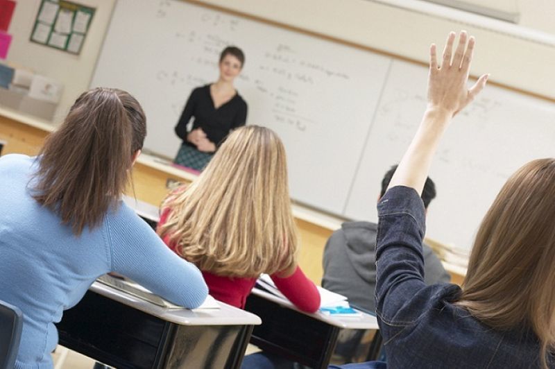 Δίδακτρα στα δημόσια σχολεία προτείνει βουλευτής του ΣΥΡΙΖΑ