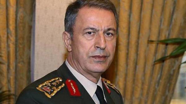 Ακάρ: Εξαιτίας των καιρικών συνθηκών η συντριβή του στρατιωτικού ελικοπτέρου