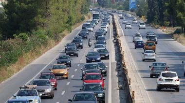 ΑΑΔΕ: Εντοπίστηκαν 436.653 ανασφάλιστα οχήματα-Mail με πρόστιμα στους κατόχους