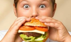 Υπέρβαρο το 42% των αγοριών και το 38% των κοριτσιών στην Ελλάδα