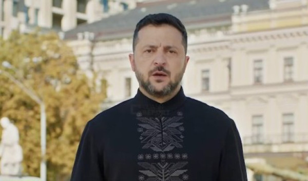 Ζελένσκι: Θέλουμε ειρήνη, αλλά δεν θα παραδώσουμε την Ουκρανία
