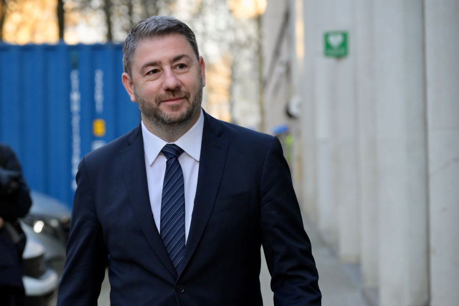 Ανδρουλάκης: Η Ευρώπη πρέπει να πάρει πρωτοβουλίες ειρήνευσης - Να μη συμπεριφέρονται κάποιοι ως υποτελείς του Τραμπ