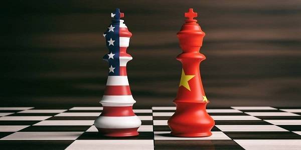 Κινεζικά αντίποινα με κυρώσεις σε βάρος 11 Αμερικανών αξιωματούχων