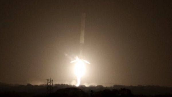 ΗΠΑ: Ιδιωτική εταιρεία εκτόξευσε πύραυλο στο διάστημα (video)
