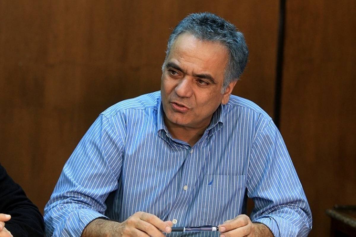Επεισοδιακή διαμάχη Σκουρλέτη - Πατούλη στη Βουλή