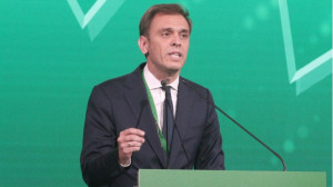 Μάντζος για ομόφυλα ζευγάρια: Κάθε βουλευτής θα τοποθετηθεί όπως κρίνει