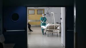 Κορονοϊός-Ελλάδα: 30 θάνατοι και 907 νέα κρούσματα-Στους 497 οι διασωληνωμένοι