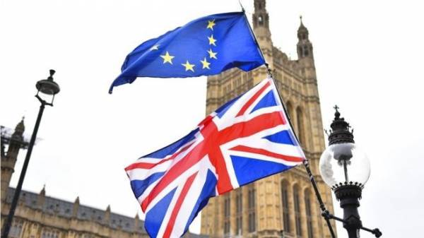 Brexit: Η ψηφοφορία, τα σενάρια και οι αγορές