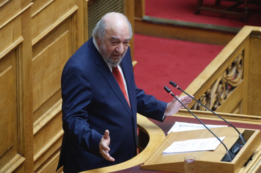 Νικητιάδης: «Επιτελική» διάλυση της υγείας- Οι νησιώτες πεθαίνουν αβοήθητοι