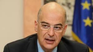 Δένδιας: Το «ευχαριστώ» στους εργαζόμενους στον χώρο της Υγείας