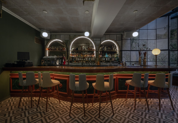 To 42 Bar σε νέα διεύθυνση στο Κολωνάκι