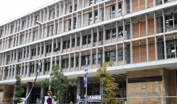 Αφέθηκε ελεύθερη με περιοριστικούς όρους η οδηγός του τροχαίου στη Θεσσαλονίκη