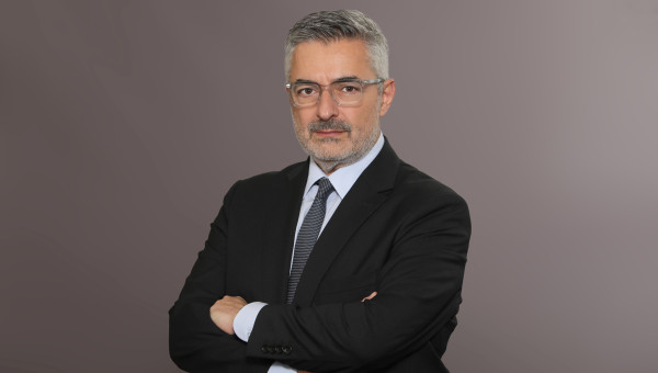 ΕΑΣΕ: Νέος Σύμβουλος Διοίκησης ο Βασίλης Ραμπάτ