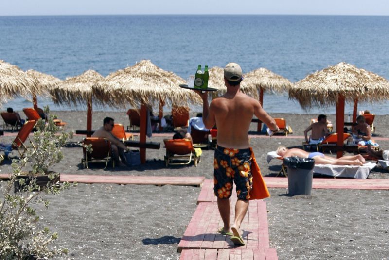 Όργιο φοροδιαφυγής στις τουριστικές περιοχές