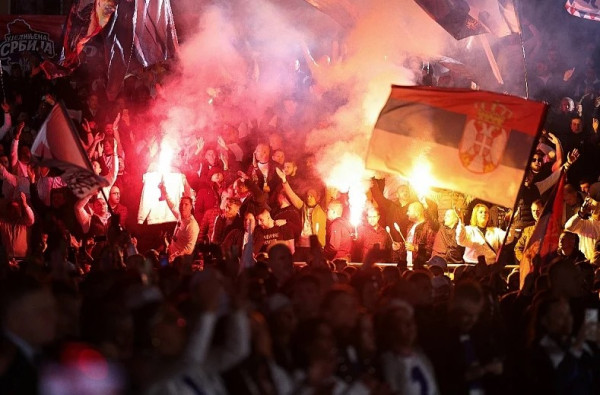 Βούτσιτς εναντίον φοιτητών: Oι πιο «θερμές» και αμφίρροπες εκλογές της Σερβίας