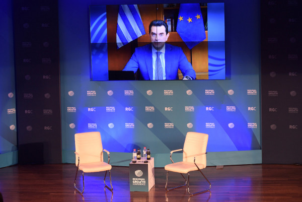 Σκρέκας: Μονόδρομος η επιτάχυνση της πράσινης μετάβασης