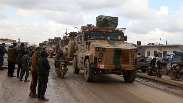 Πενήντα τουρκικά οχήματα στην Ιντλίμπ της Συρίας