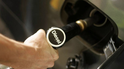 «Πράσινο τέλος» στο ντίζελ και... προεκλογικές ρυθμίσεις για αυθαίρετα
