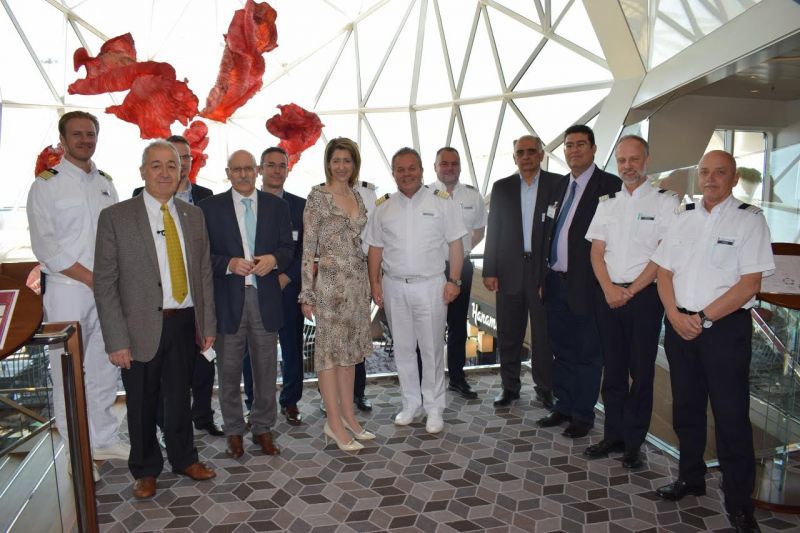 ΟΛΠ: Υποδοχή του κρουαζιερόπλοιου «Mein Schiff 5»
