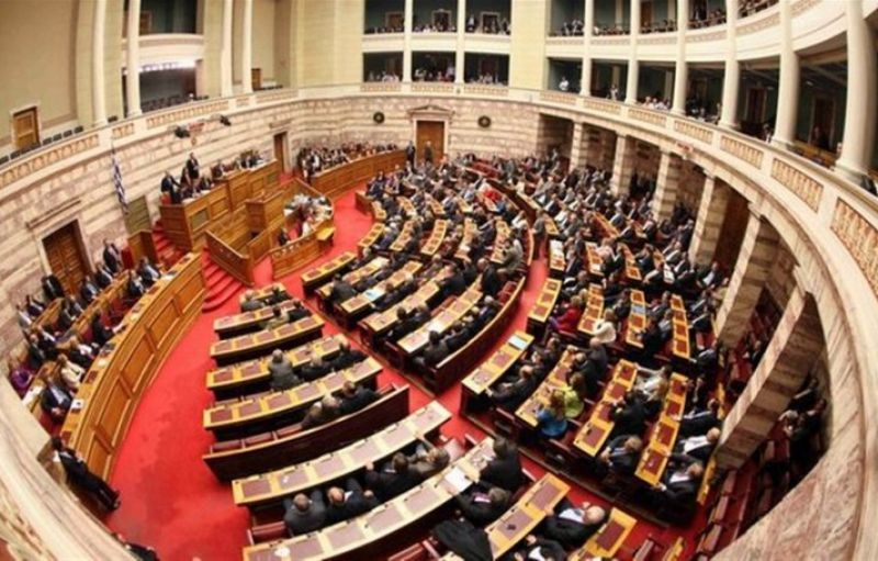 Μνημόνιο-LIVE: Σε εξέλιξη η ψηφοφορία για το τρίτο μνημόνιο