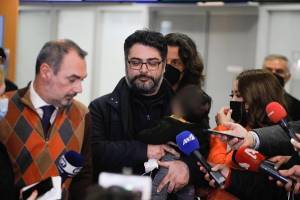 «Πάτησε» Ελλάδα ο πρόξενος στην Μαριούπολη, Μανώλης Ανδρουλάκης