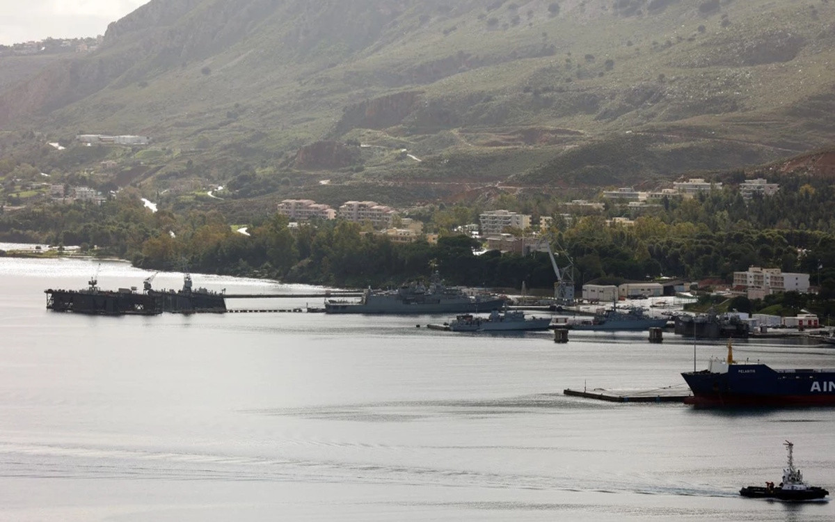 Προσαγωγή Γεωργιανού στα Χανιά για κατασκοπεία υπέρ του Ιράν