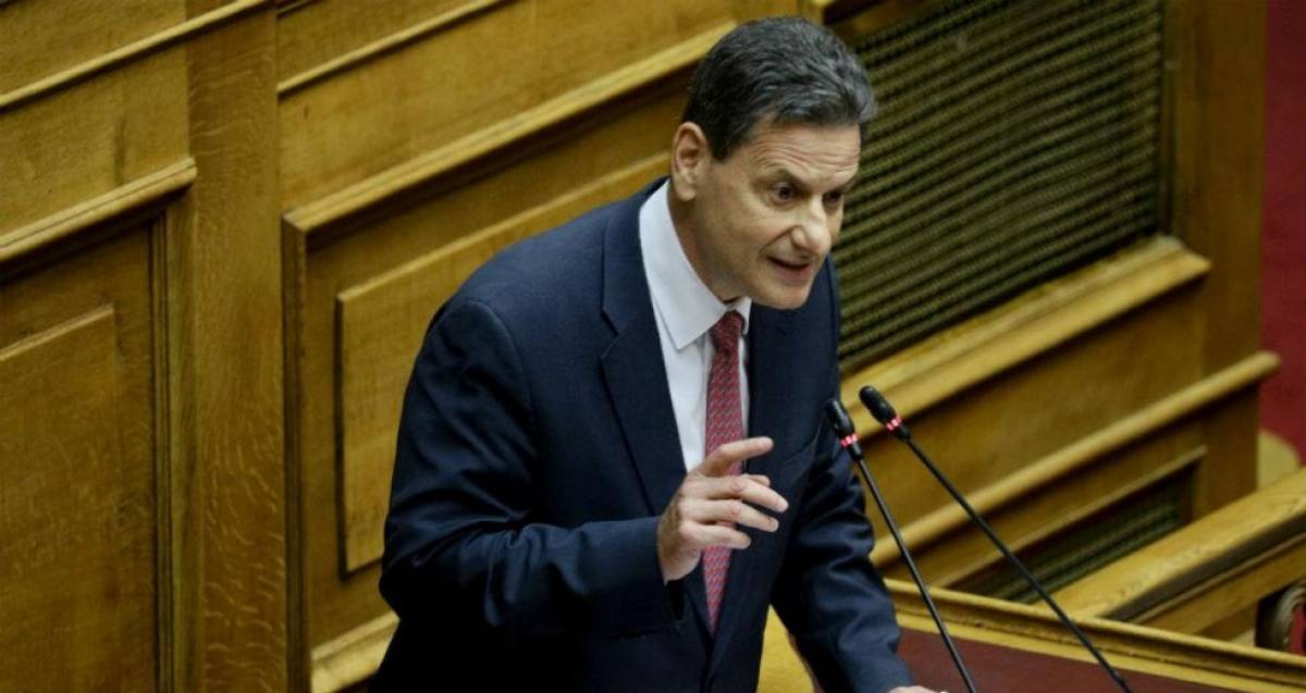 Σκυλακάκης σε Τσακαλώτο: Ας συγκρίνουμε τα δύο πρώτα εξάμηνα Μητσοτάκη-Τσίπρα