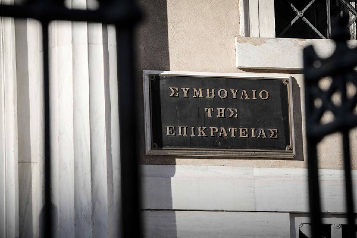 Στο ΣτΕ το πρόστιμο των 100 ευρώ για τους ανεμβολίαστους