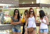 ΕΣΕΕ: Μικρό το αγοραστικό ενδιαφέρον στις καλοκαιρινές εκπτώσεις