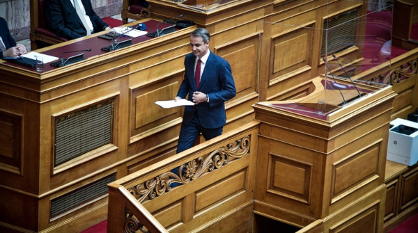 Η ρελάνς του Μητσοτάκη και τα ζόρια του ΠΑΣΟΚ