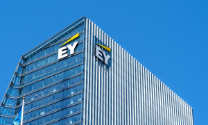 Έρευνα ΕΥ: Οι CEOs αναμένουν αύξηση εσόδων, κερδών και συμφωνιών