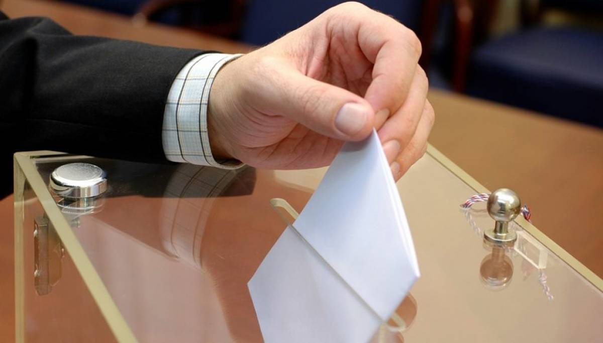 Στα... τρία η κατάτμηση της Β' Αθηνών