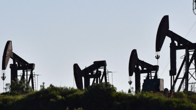 Ο ΟΠΕΚ+ οδηγεί σε εβδομαδιαία κέρδη το πετρέλαιο-«Κατρακυλά» το αέριο