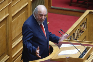 ΠΑΣΟΚ προς κυβέρνηση: Έχετε σπάσει ρεκόρ με δισεκατομμύρια απευθείας αναθέσεων