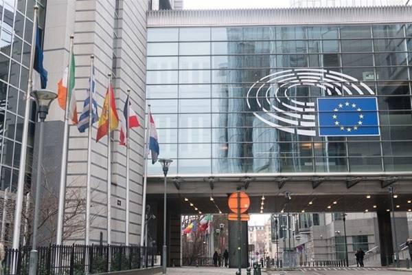 Κομισιόν: «Πράσινο» φως για τις αλλαγές στην επιστρεπτέα προκαταβολή