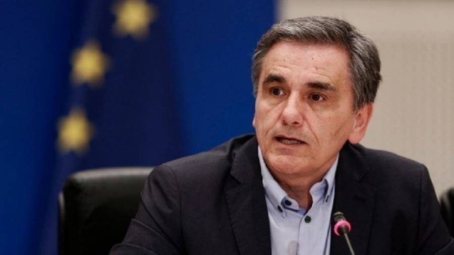 Τσακαλώτος: Υποστηρίζουμε τη συλλογική κατανάλωση όχι μόνο την ιδιωτική