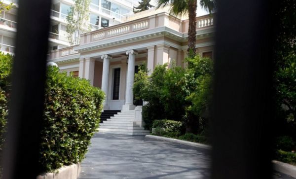 Κυβέρνηση στα πρόθυρα νευρικής κρίσης