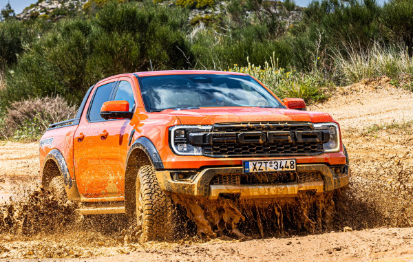 ΝΕΟ FORD RANGER RAPTOR: Δοκιμάζουμε την ισχυρότερη εκδοχή!