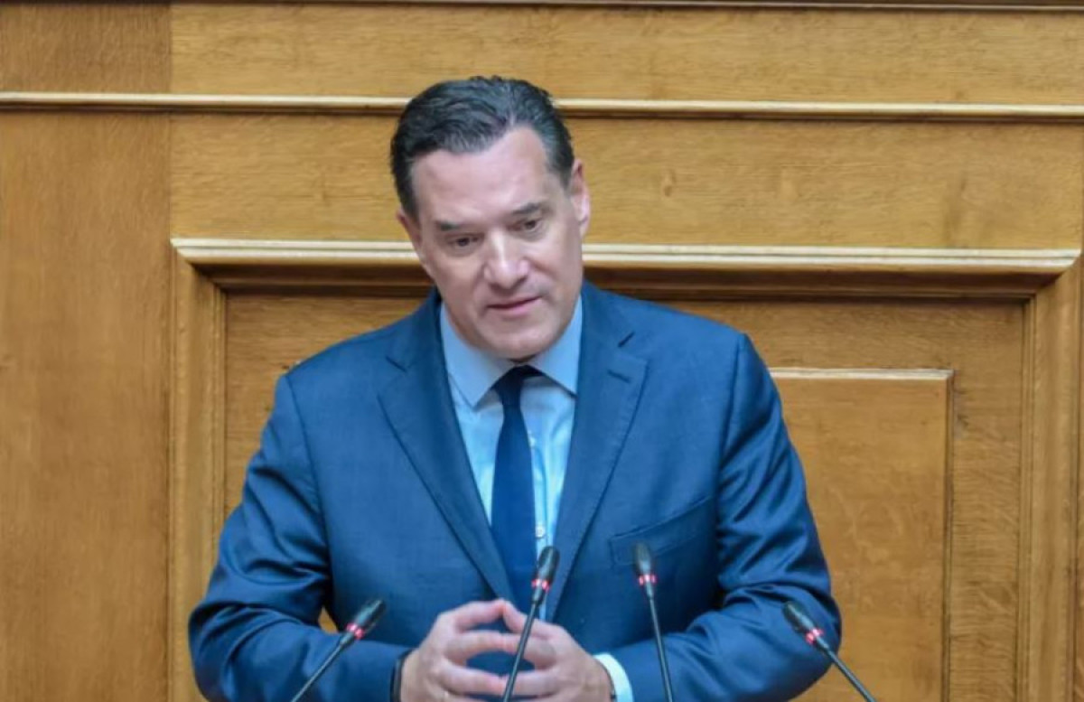 «Δεν απεικονίζει εμένα»: Η απάντηση Γεωργιάδη για την επίμαχη viral φωτογραφία