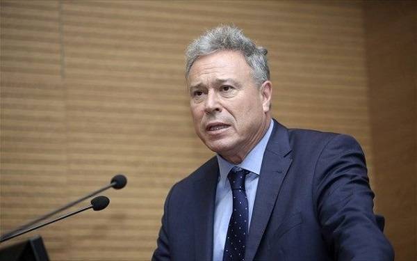 Σγουρός: Ταλαιπωρία χωρίς τέλος και εκτόξευση κόστους ανάπλασης Φαληρικού Όρμου