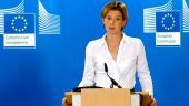 Κομισιόν: Συζητάμε με την Παγκόσμια Τράπεζα για δάνειο στην Ελλάδα
