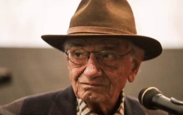 Πέθανε ο συγγραφέας Βασίλης Βασιλικός