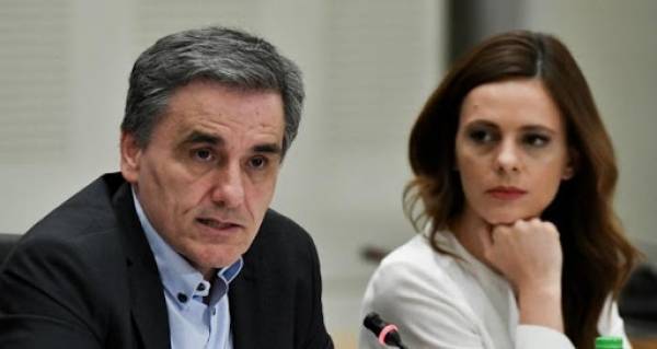 Τσακαλώτος-Αχτσιόγλου: Ανεδαφικός προϋπολογισμός αδιαφορίας για τις κοινωνικές ανάγκες