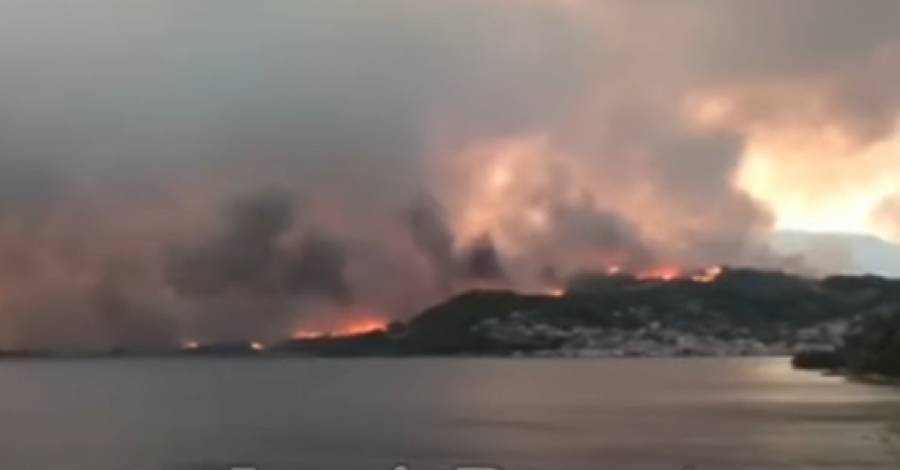 Μαίνεται η φωτιά στην Εύβοια- Εκκενώθηκαν κι άλλοι οικισμοί