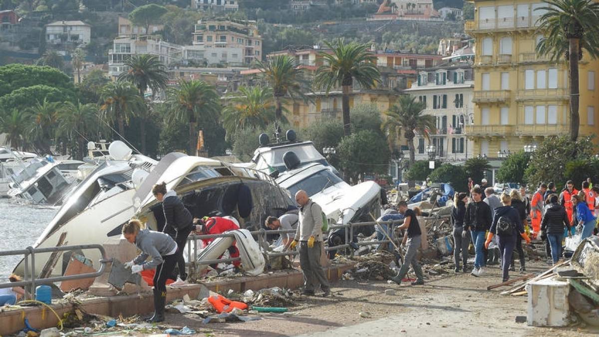 Ξεπερνούν τους 20 οι νεκροί από την κακοκαιρία στην Ιταλία
