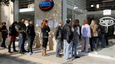 Στο «κόκκινο» η ανεργία στην Ελλάδα σύμφωνα με τον ΟΟΣΑ